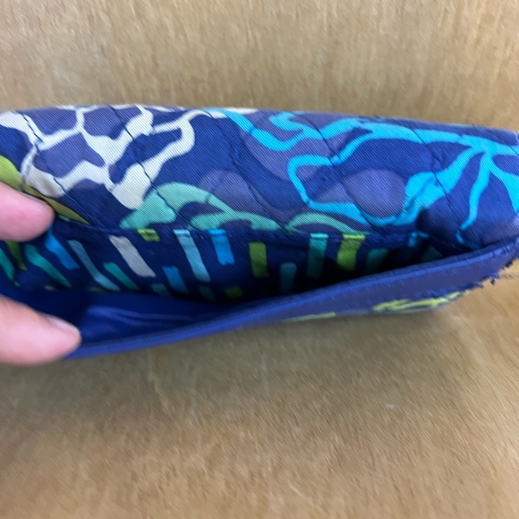 Vera Bradley "Katalina Blues" Bag and Wallet Combo - Picture 11 of 13